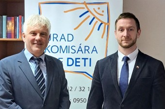 Nebudem súčasťou kampane Republiky ani mimovládok, bráni sa komisár pre deti