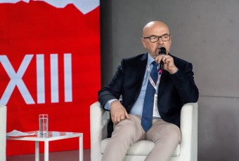 Civilizácia nie je len o absencii vojny. Kultúru a úctu k autorite sme vymenili za falošné rovnostárstvo