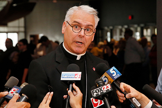 Konferencia katolíckych biskupov USA má nové vedenie.