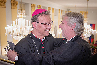 Cirkvi sa ospravedlňovali za arizáciu, fyzické a duchovné zneužívanie či kolaboráciu s nacizmom a komunizmom (+ foto)