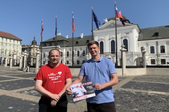 Ak chcú politici prísť, je to ich slobodné rozhodnutie, tvrdí Anton Chromík